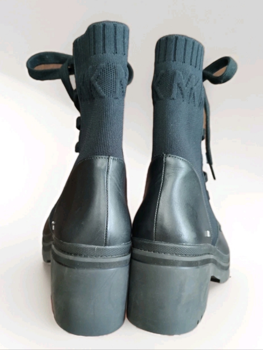 Michael Kors Brea Combat Boots Womens 10M Black Leather & Stretch Knit Laces Up - Picture 3 of 10